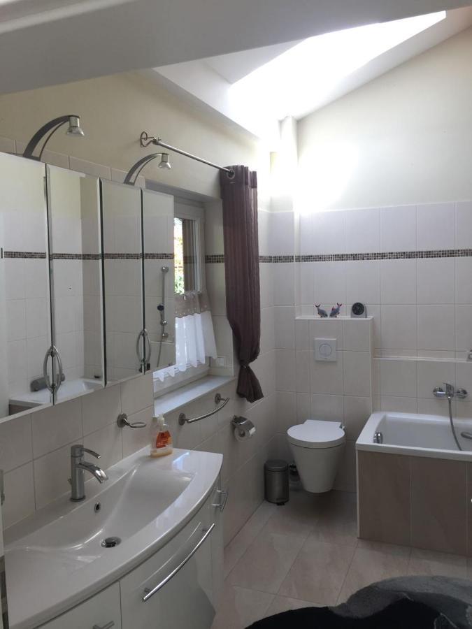 Ruhiges Ferienhaus 万德利茨 外观 照片